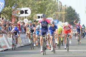 Modolo gana.Richeze festeja