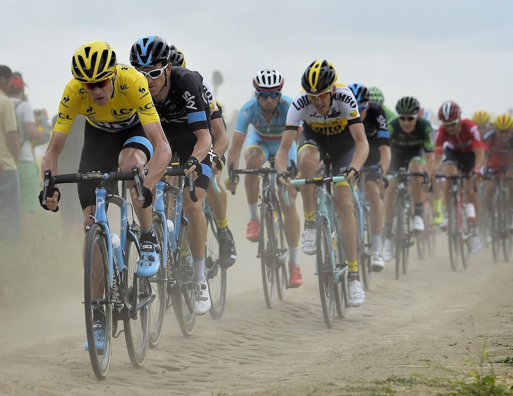 Cambrai - France - wielrennen - cycling - radsport - cyclisme - Froome Christopher (Team Sky) - Geraint Thomas (Team Sky) - Gesink Robert (Team LottoNL - Jumbo) pictured during le Tour de France 2015 - stage 4 - from Seraing to Cambrai on tuesday 07-07-2015 - 223.5 KM - photo VK/PN/Cor Vos © 2015