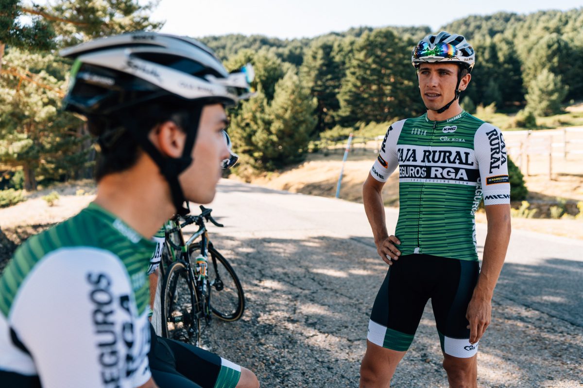 código Morse Cambios de techo Maillot especial del Caja Rural para La Vuelta – Ciclismo Internacional