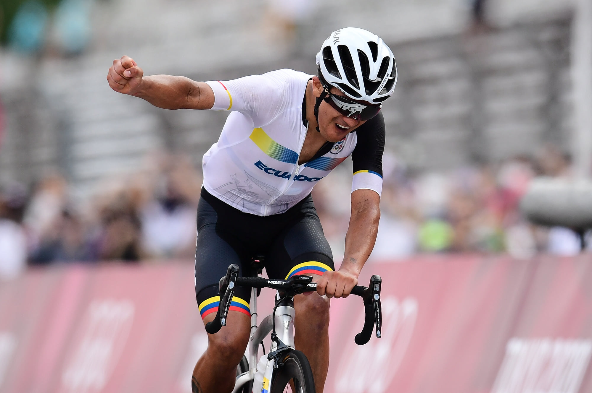 VIDEO: Así fueron los kilómetros finales de Richard Carapaz hacia la gloria Tokio – Ciclismo Internacional