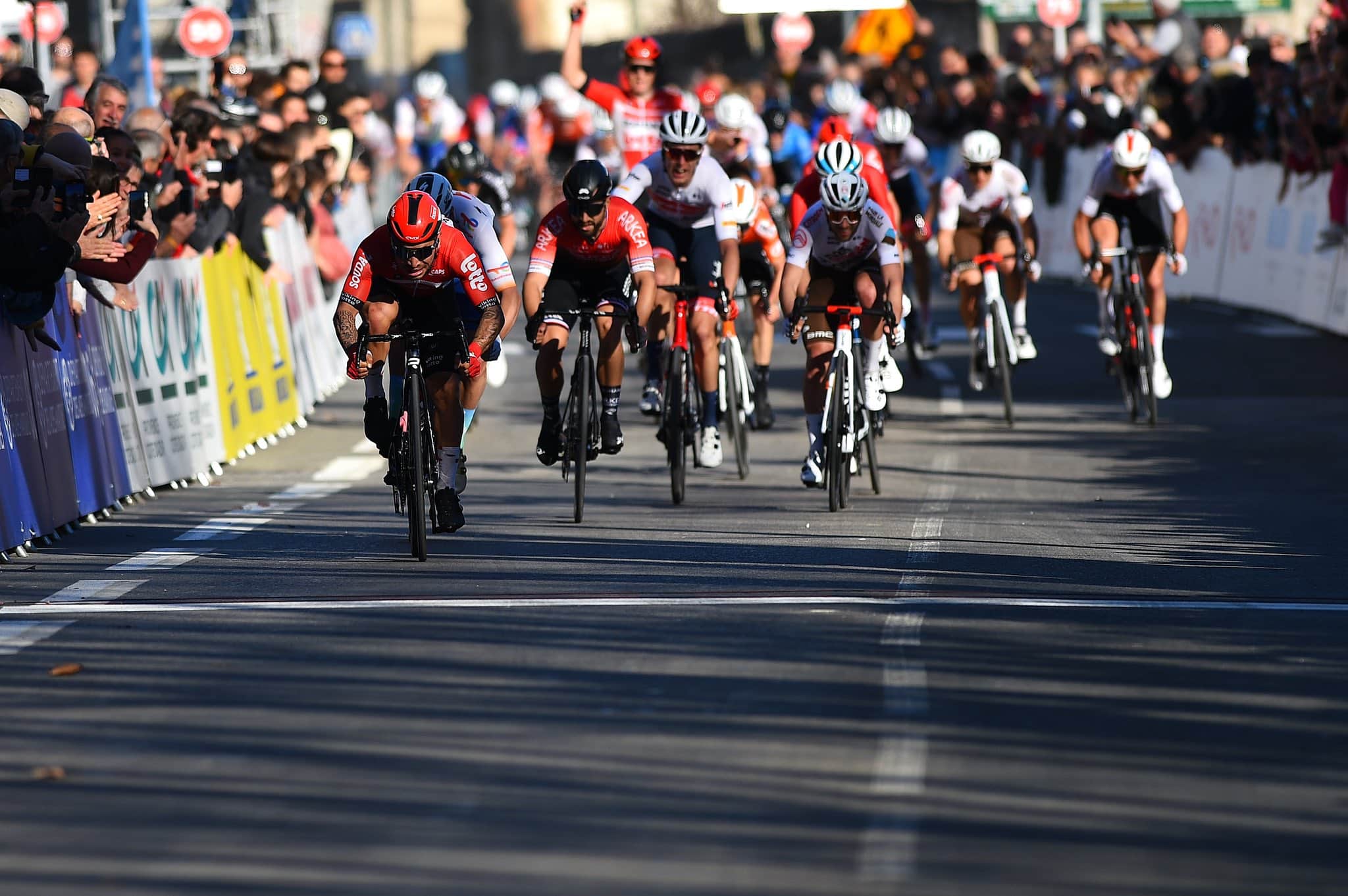 Acusan A Nacer Bouhanni De Una Maniobra Irregular Es Tan Dif cil 