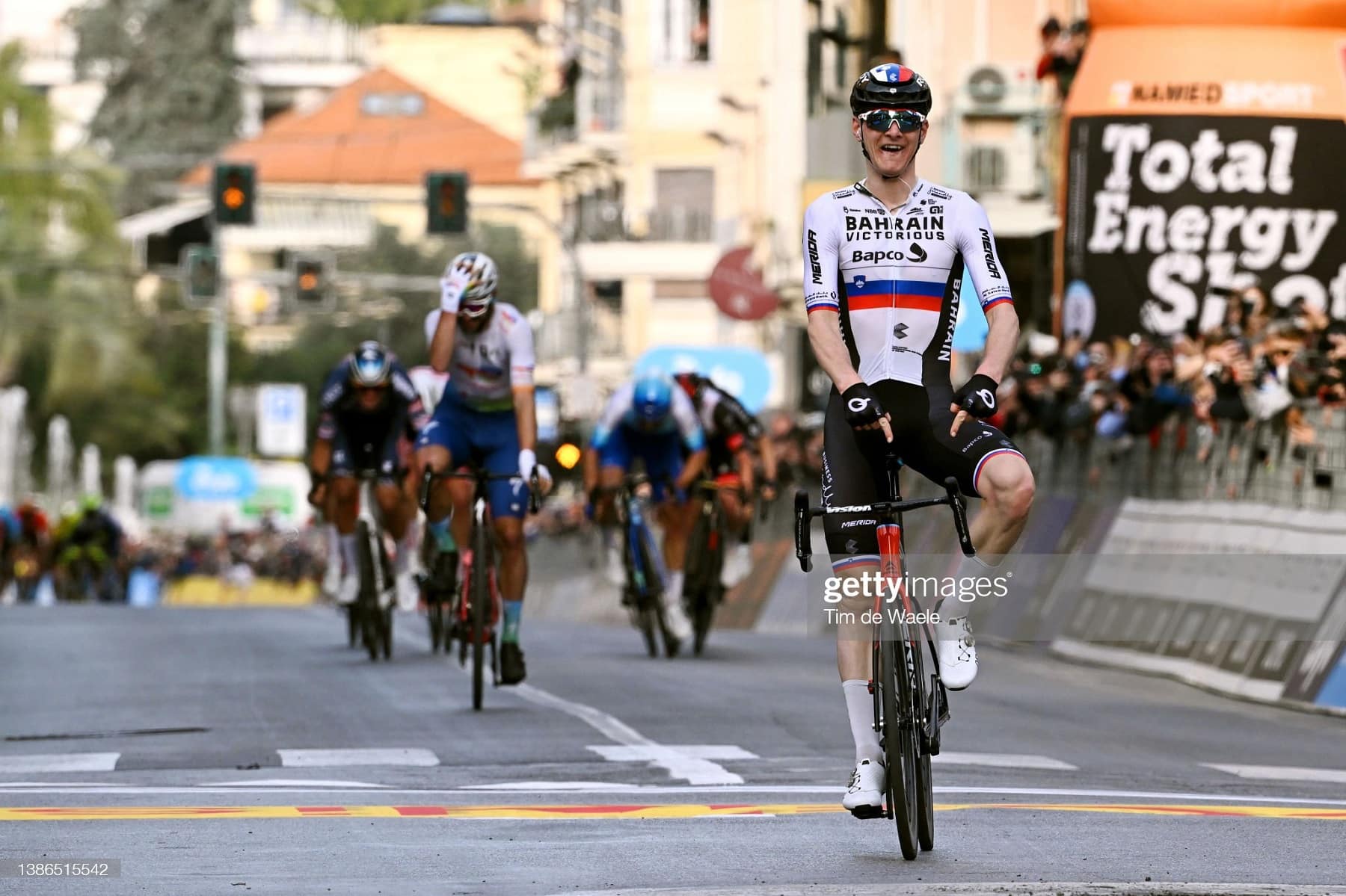 La tija telescópica, la del éxito de Matej Mohorič – Internacional
